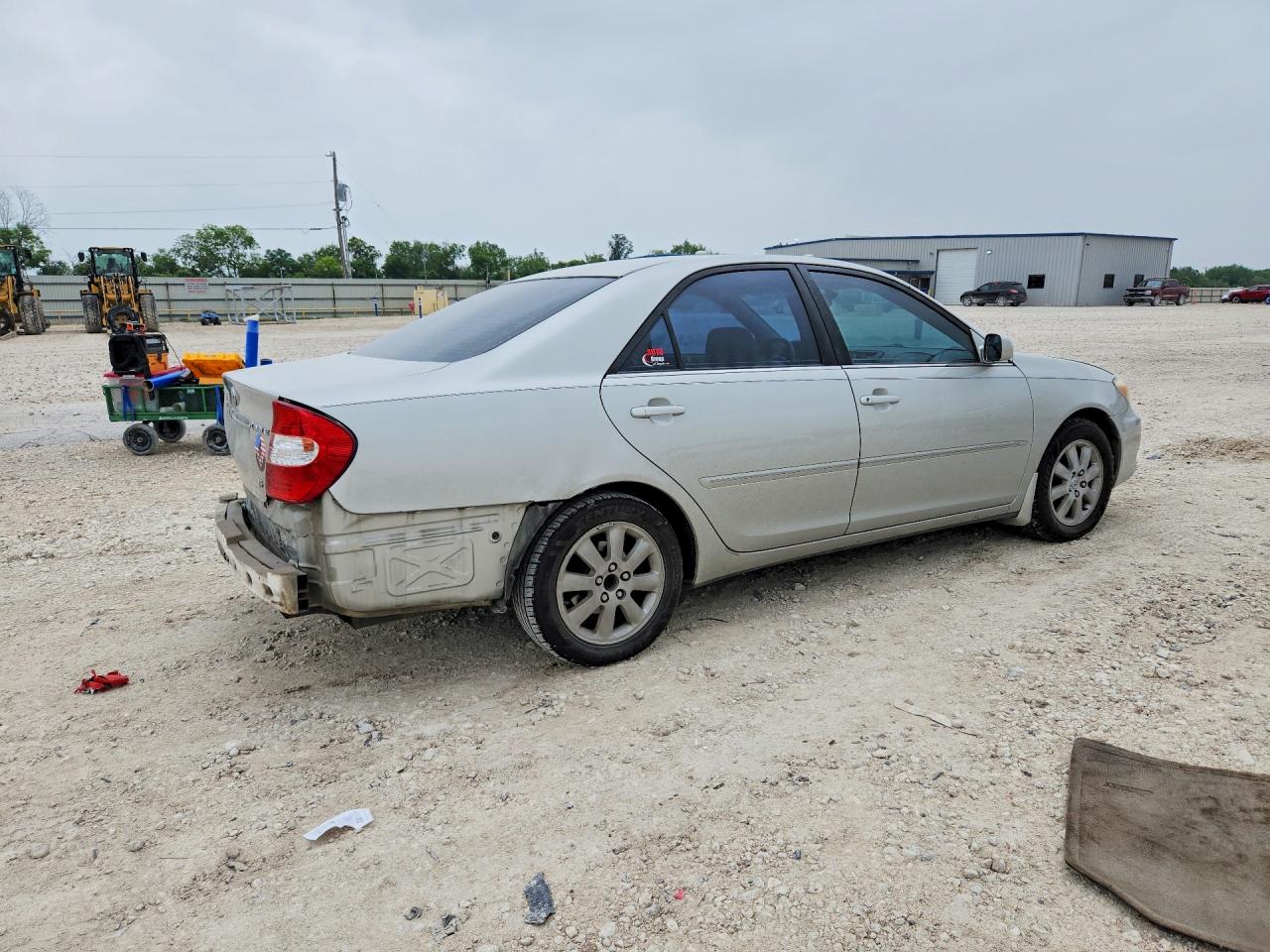 2003 TOYOTA CAMRY XLE V6 photo 5