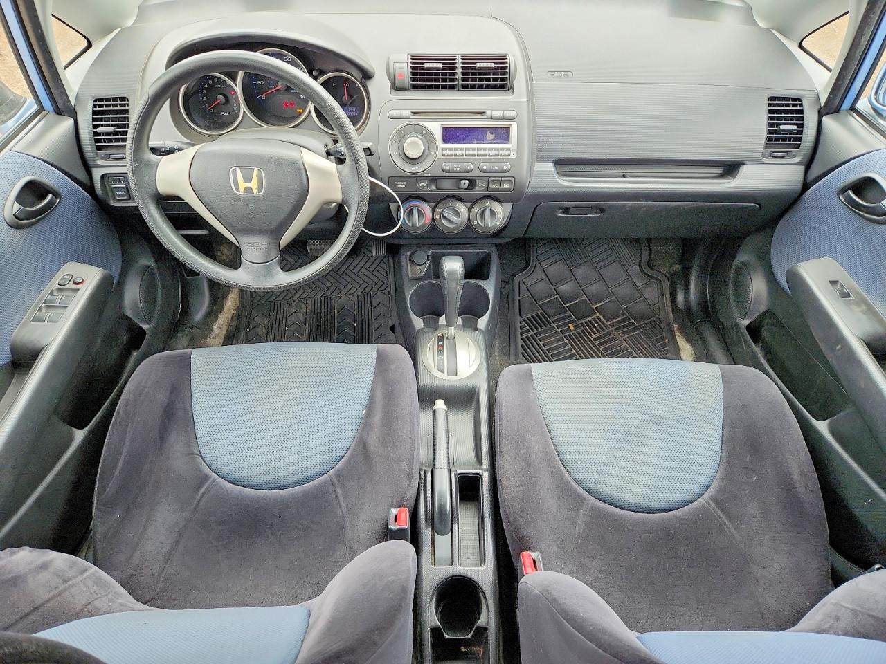 2008 HONDA FIT photo 22