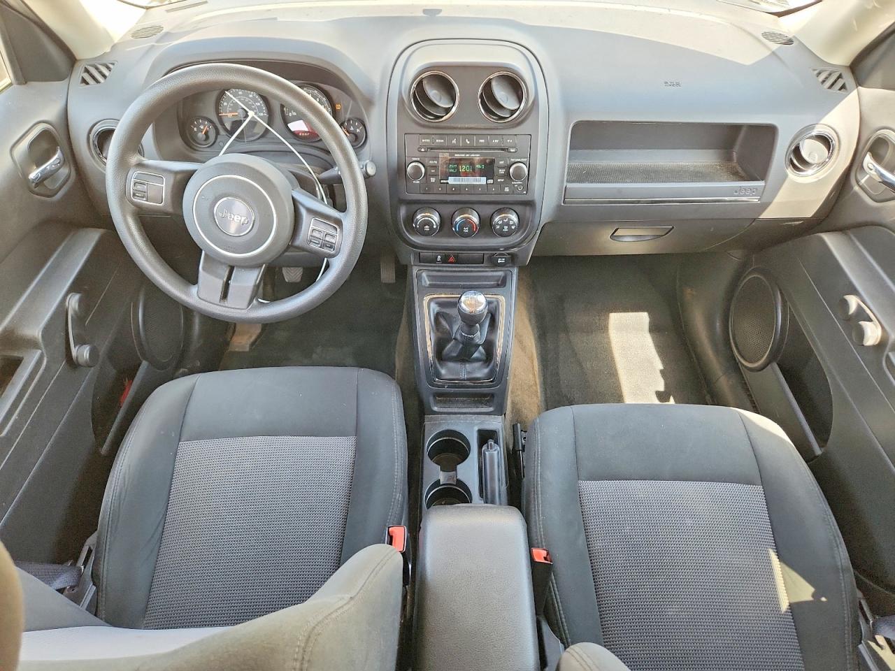 2017 JEEP PATRIOT SPORT photo 15