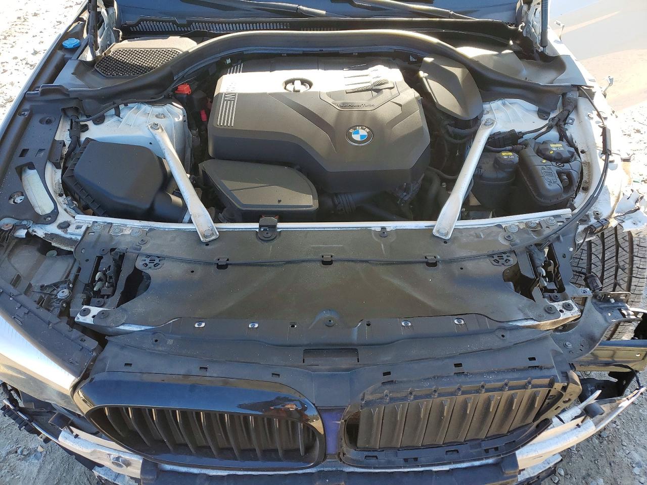 2020 BMW 530 XI photo 31