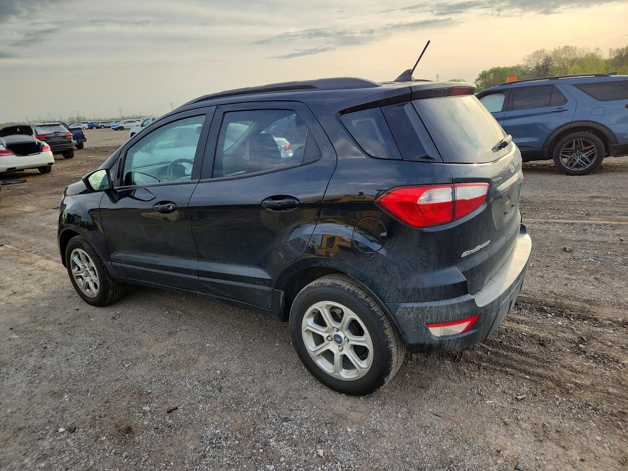 2021 FORD ECOSPORT SE photo 3