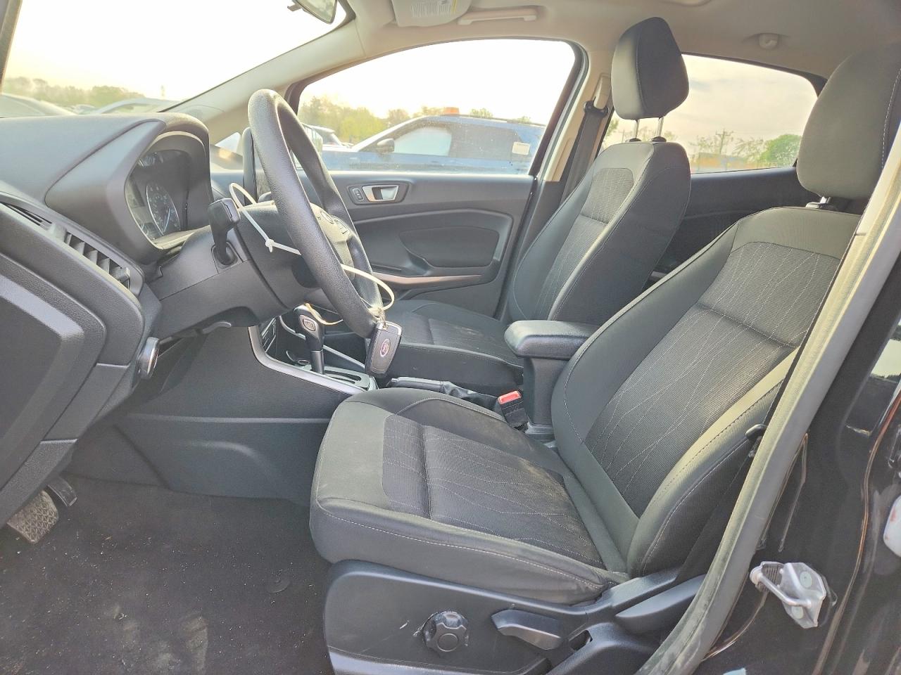 2021 FORD ECOSPORT SE photo 13