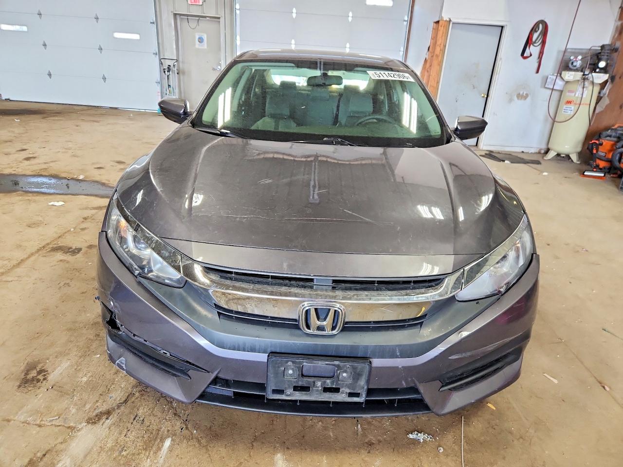 2016 HONDA CIVIC LX photo 9