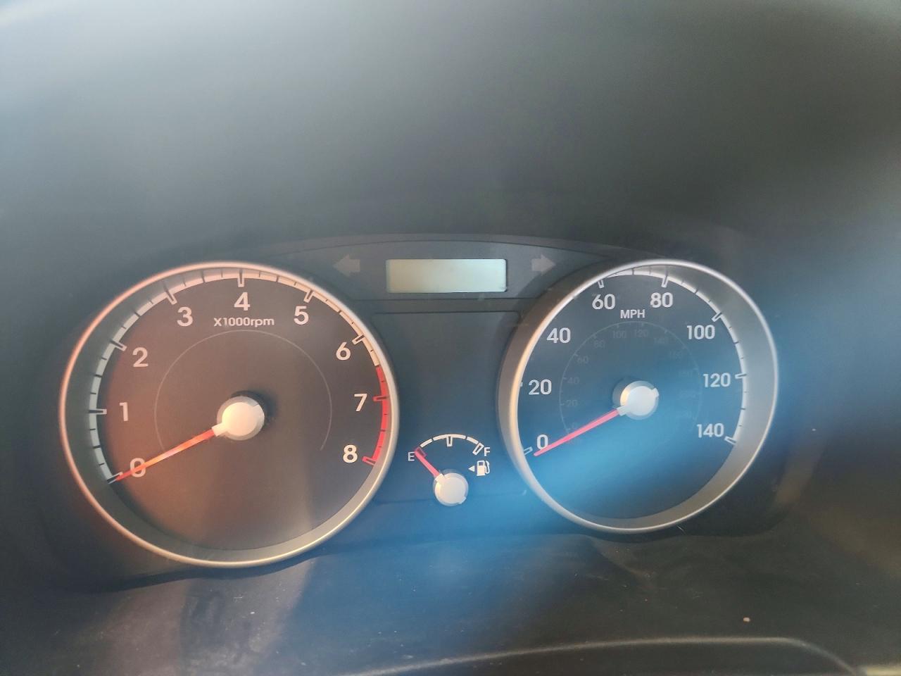 2011 HYUNDAI ACCENT GL photo 17