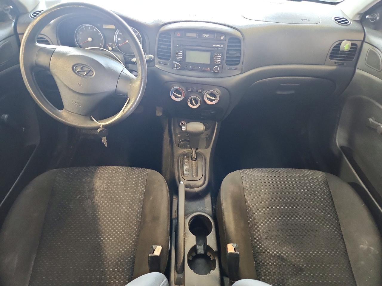 2011 HYUNDAI ACCENT GL photo 15