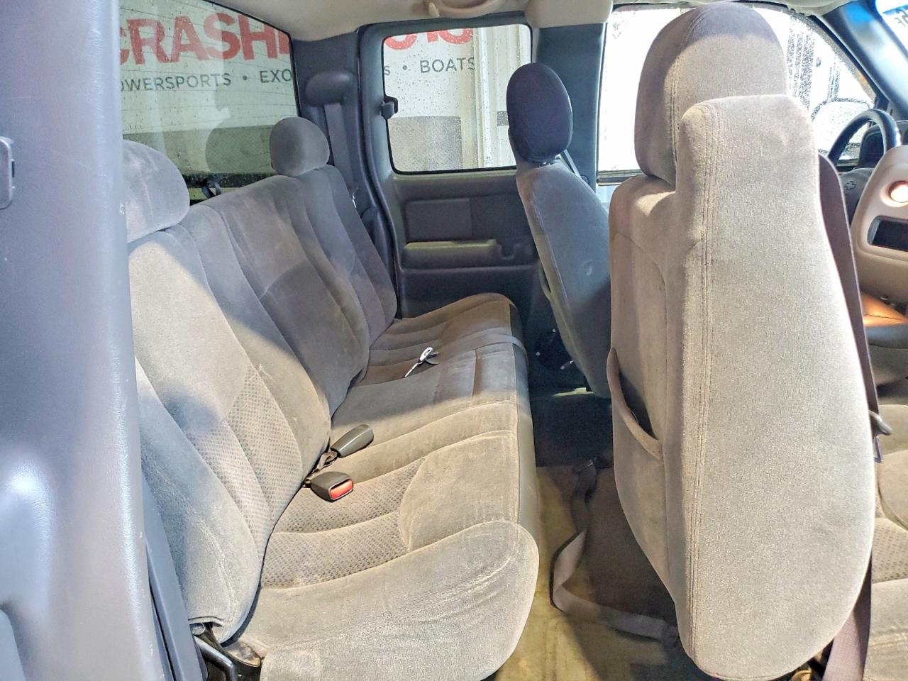 2004 CHEVROLET SILVERADO C1500 photo 28