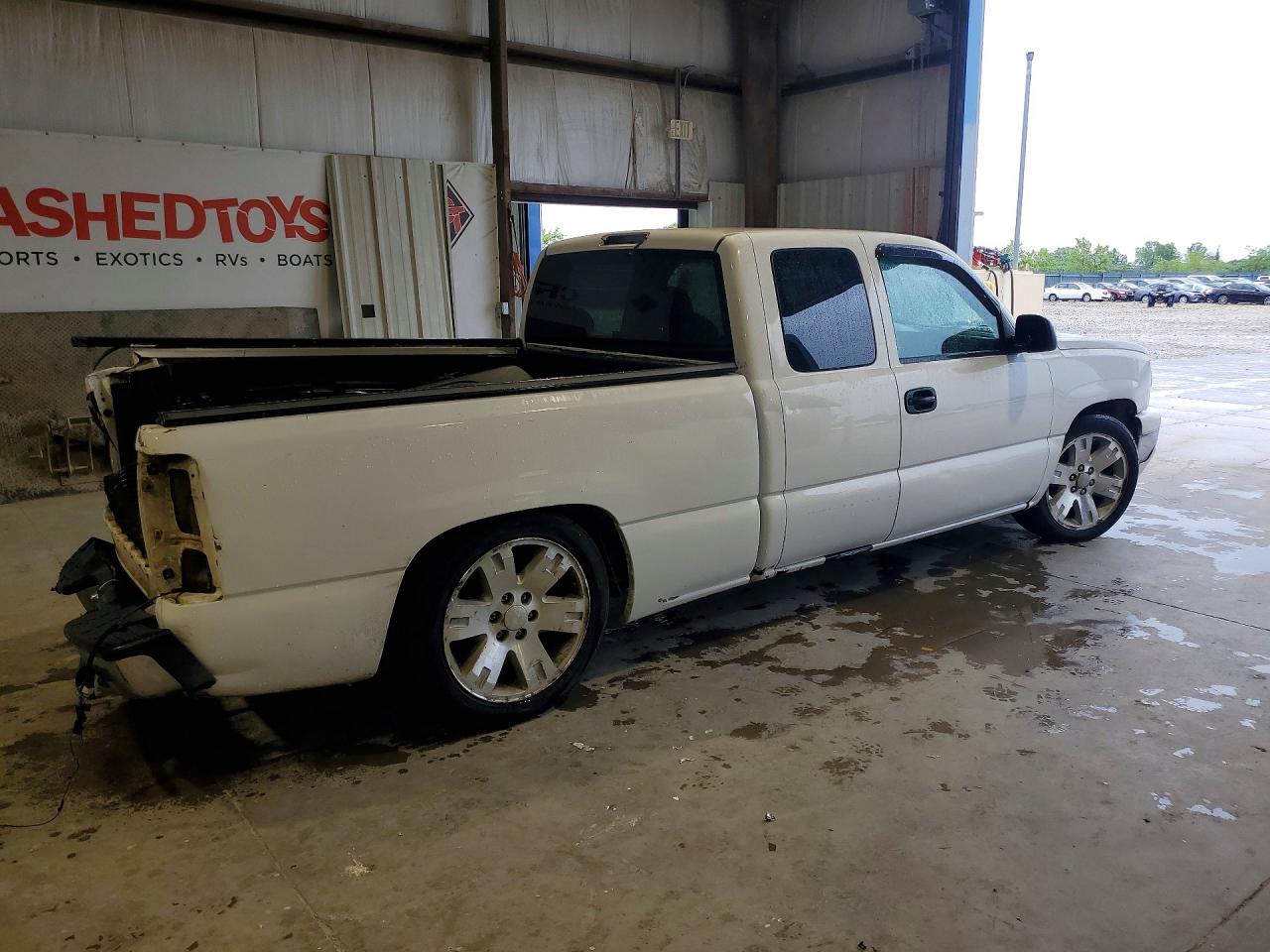 2004 CHEVROLET SILVERADO C1500 photo 7