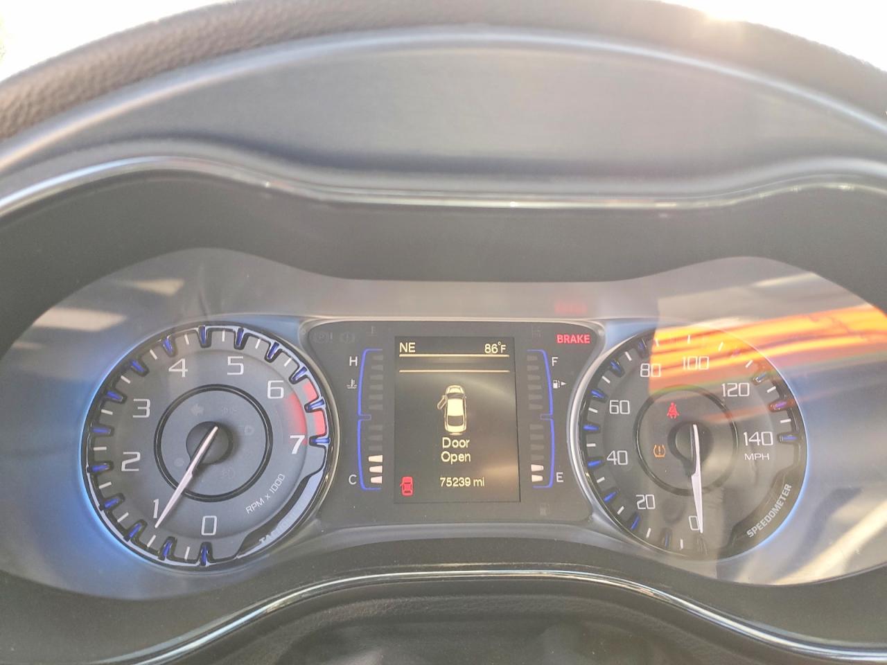 2015 CHRYSLER 200 S photo 17
