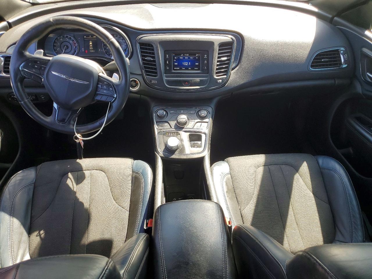 2015 CHRYSLER 200 S photo 15