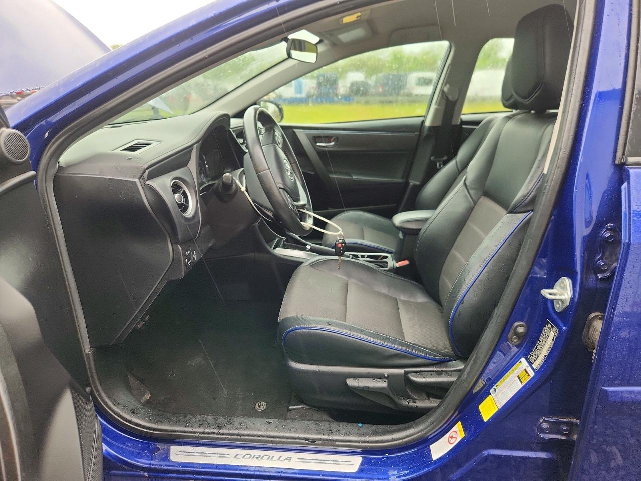 2019 TOYOTA COROLLA SE photo 19