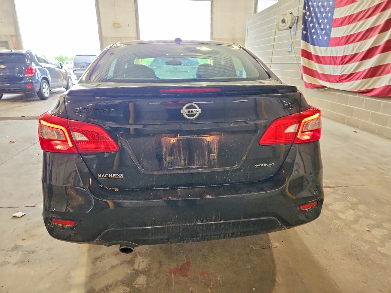 2018 NISSAN SENTRA SR photo 11