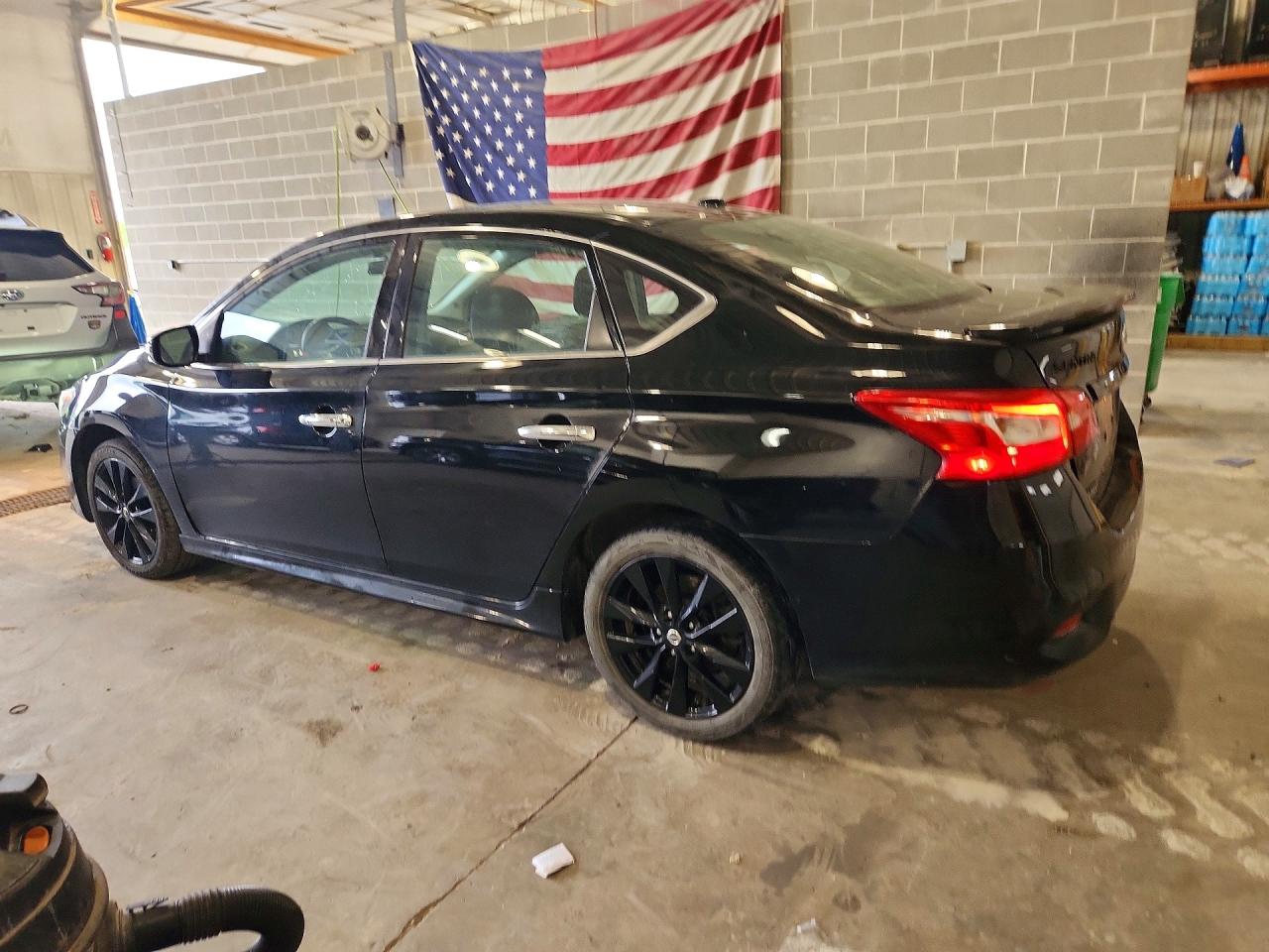 2018 NISSAN SENTRA SR photo 3