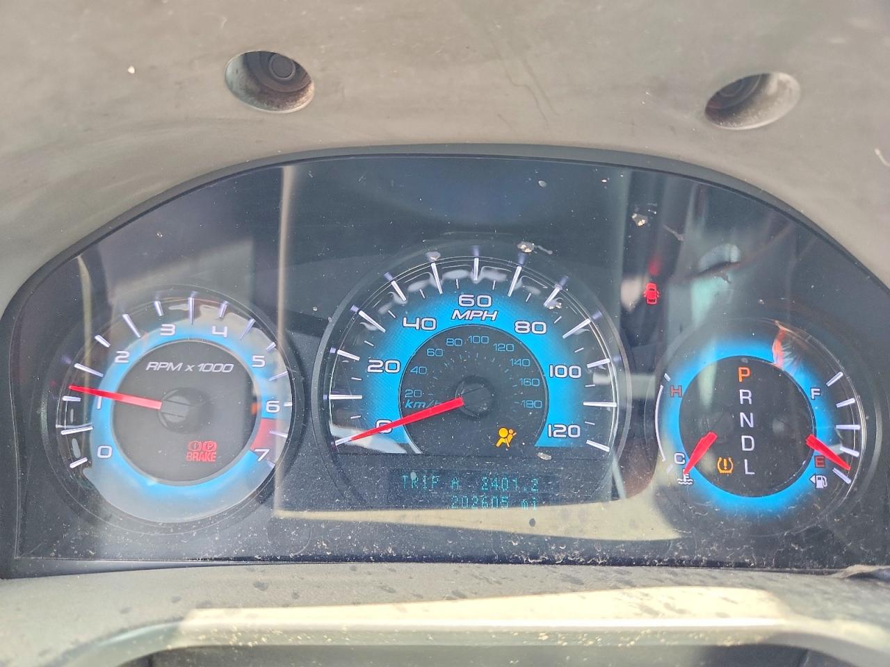2011 FORD FUSION SE photo 17