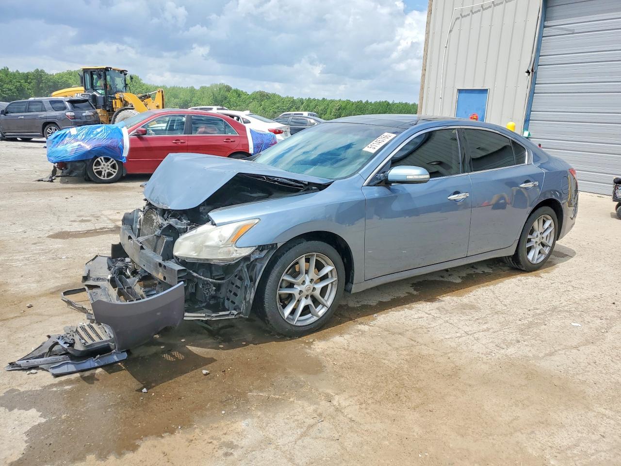 2010 NISSAN MAXIMA