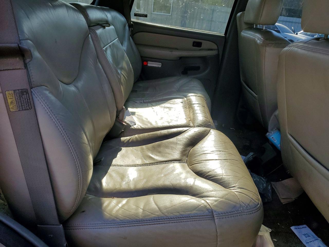 2002 GMC YUKON photo 19