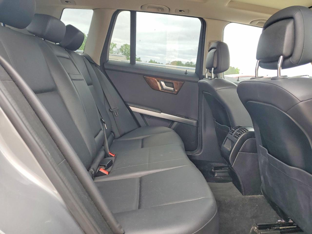 2015 MERCEDES-BENZ GLK 350 4MATIC photo 31
