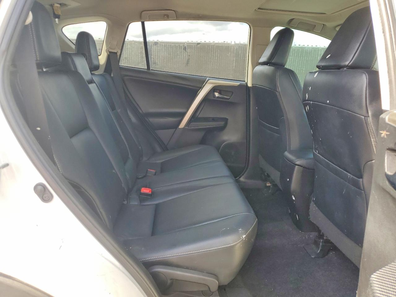 2014 TOYOTA RAV4 LIMITED photo 31