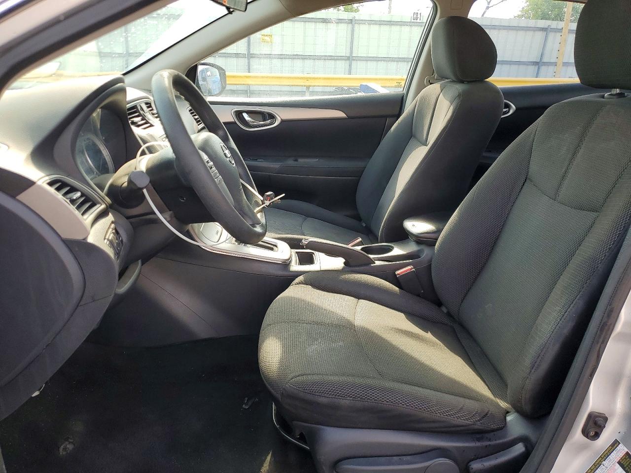 2014 NISSAN SENTRA SV photo 13