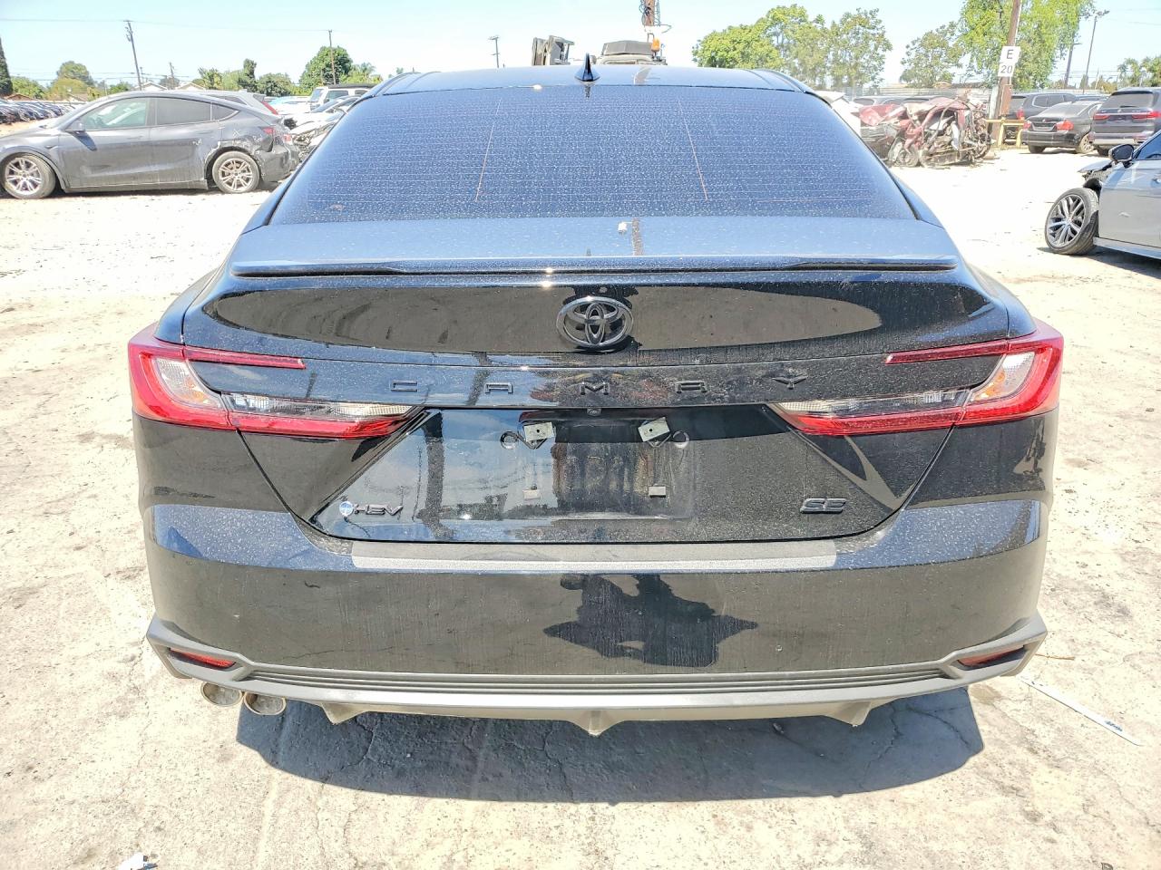 2025 TOYOTA CAMRY photo 11