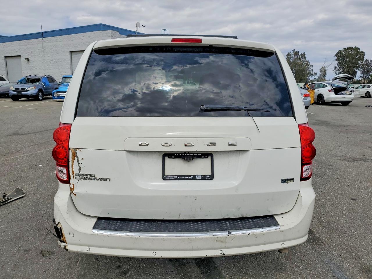 2013 DODGE GRAND CARAVAN SXT photo 11