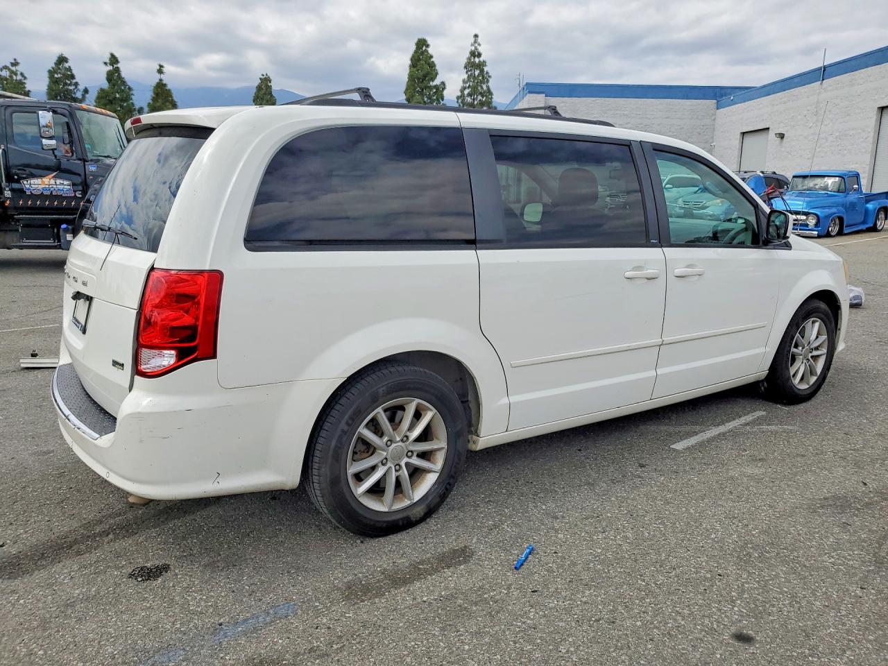2013 DODGE GRAND CARAVAN SXT photo 5