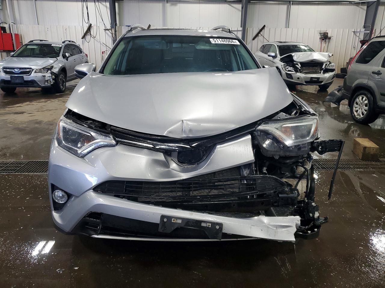 2016 TOYOTA RAV4 XLE photo 13