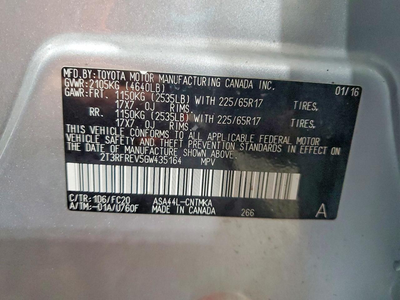 2016 TOYOTA RAV4 XLE photo 37