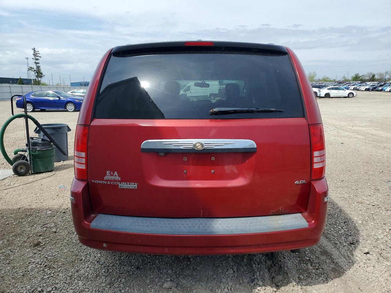 2008 CHRYSLER TOWN & COUNTRY LIMITED photo 11