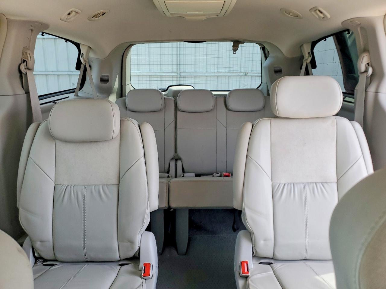 2008 CHRYSLER TOWN & COUNTRY LIMITED photo 19
