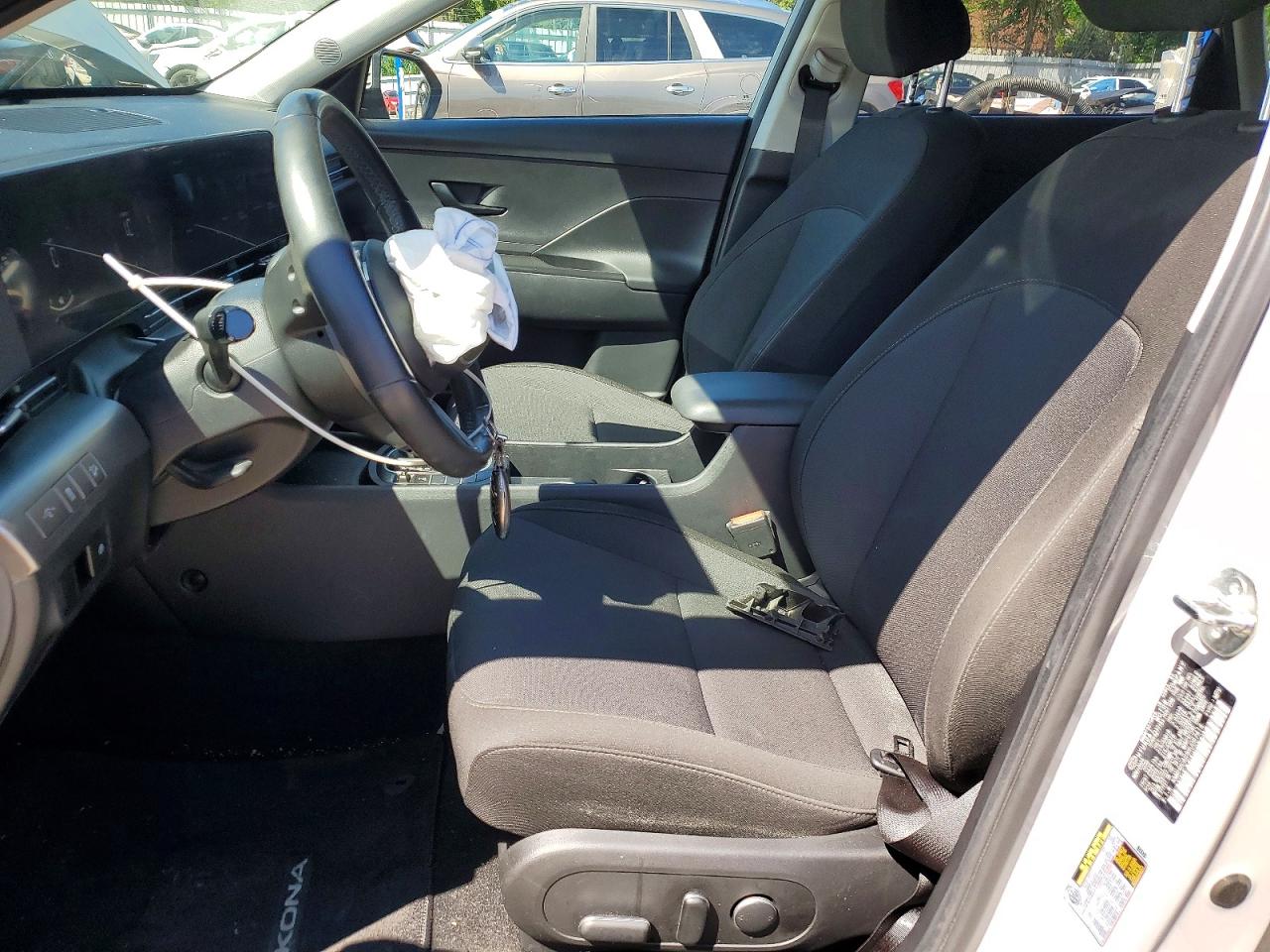 2024 HYUNDAI KONA SEL photo 19