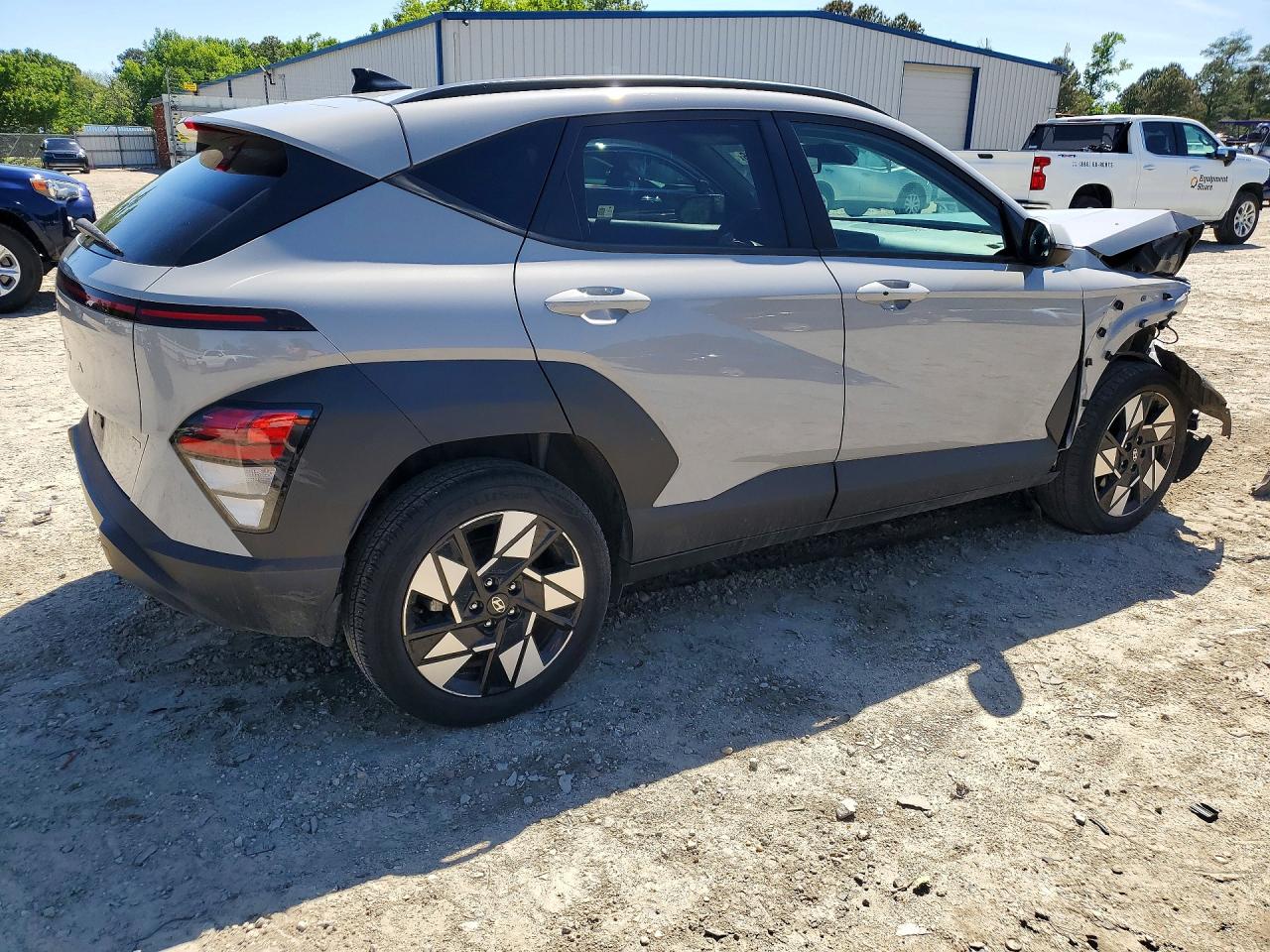 2024 HYUNDAI KONA SEL photo 7