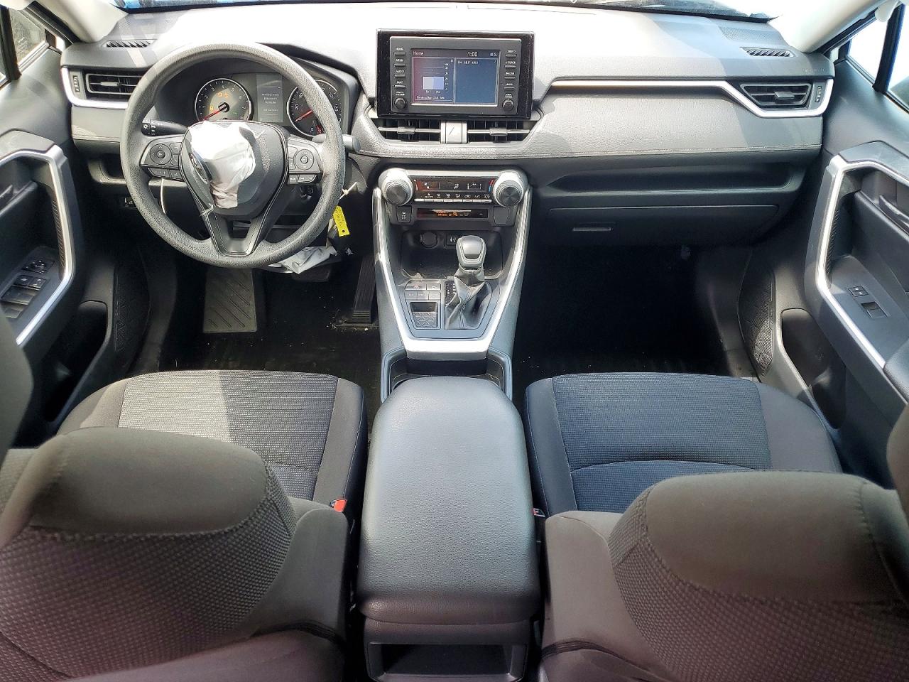 2019 TOYOTA RAV4 LE photo 15