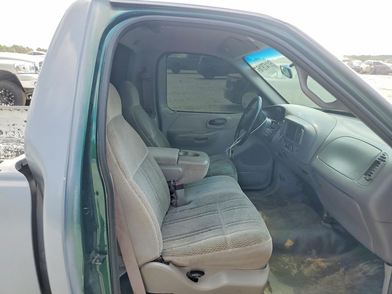 1999 FORD F150 photo 19