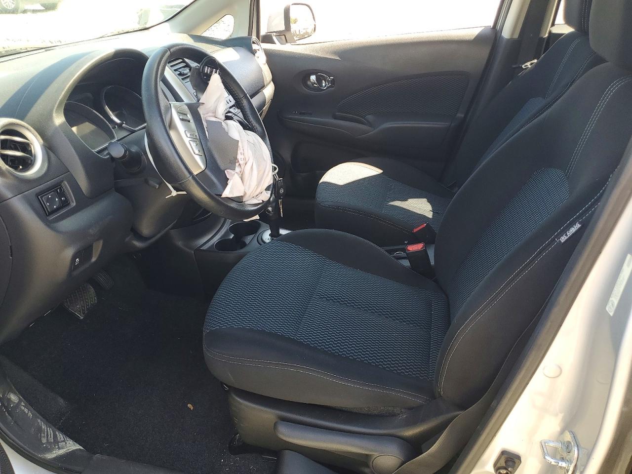 2014 NISSAN VERSA NOTE SV photo 13