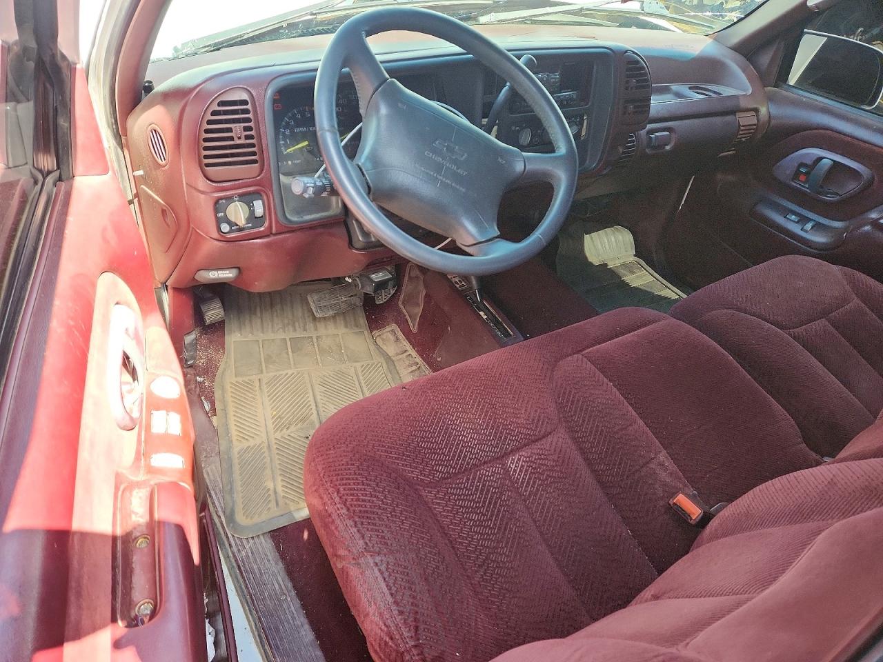 1996 CHEVROLET GMT-400 K1500 photo 22