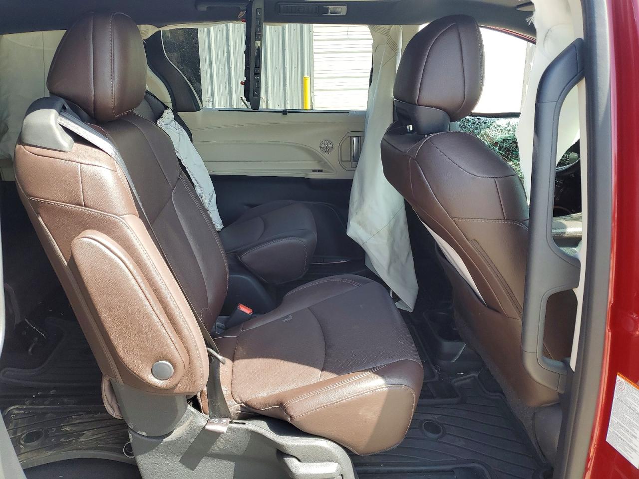 2021 TOYOTA SIENNA PLATINUM 7-PASSENGER photo 21