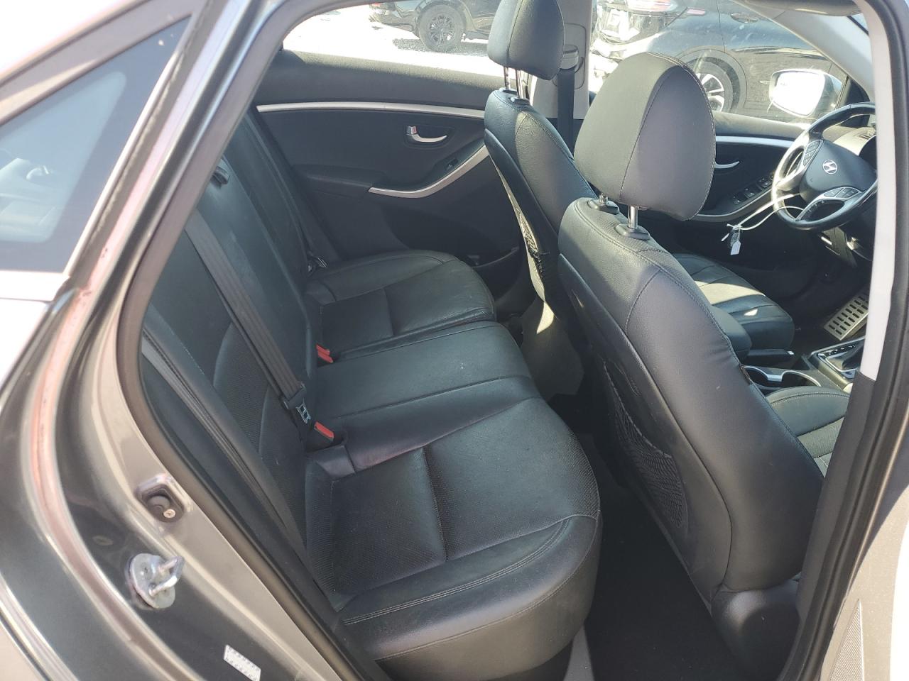 2016 HYUNDAI ELANTRA GT BASE photo 19