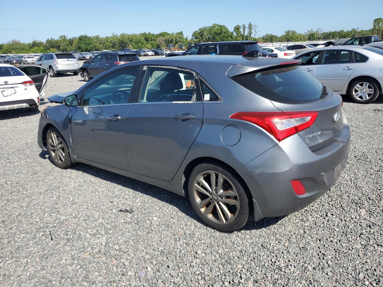 2016 HYUNDAI ELANTRA GT BASE photo 3
