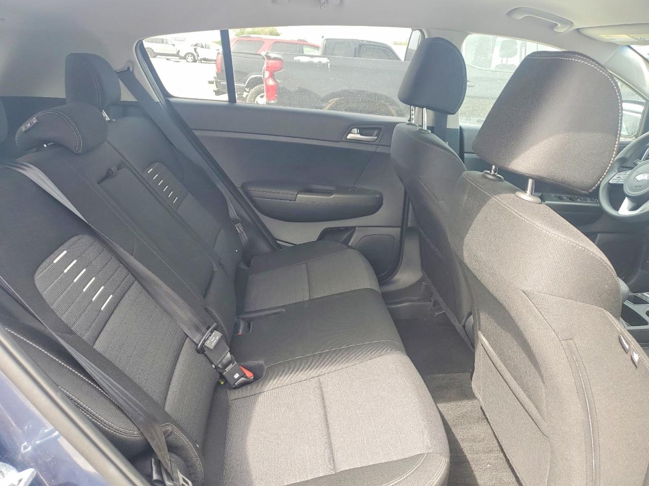 2021 KIA SPORTAGE LX photo 31