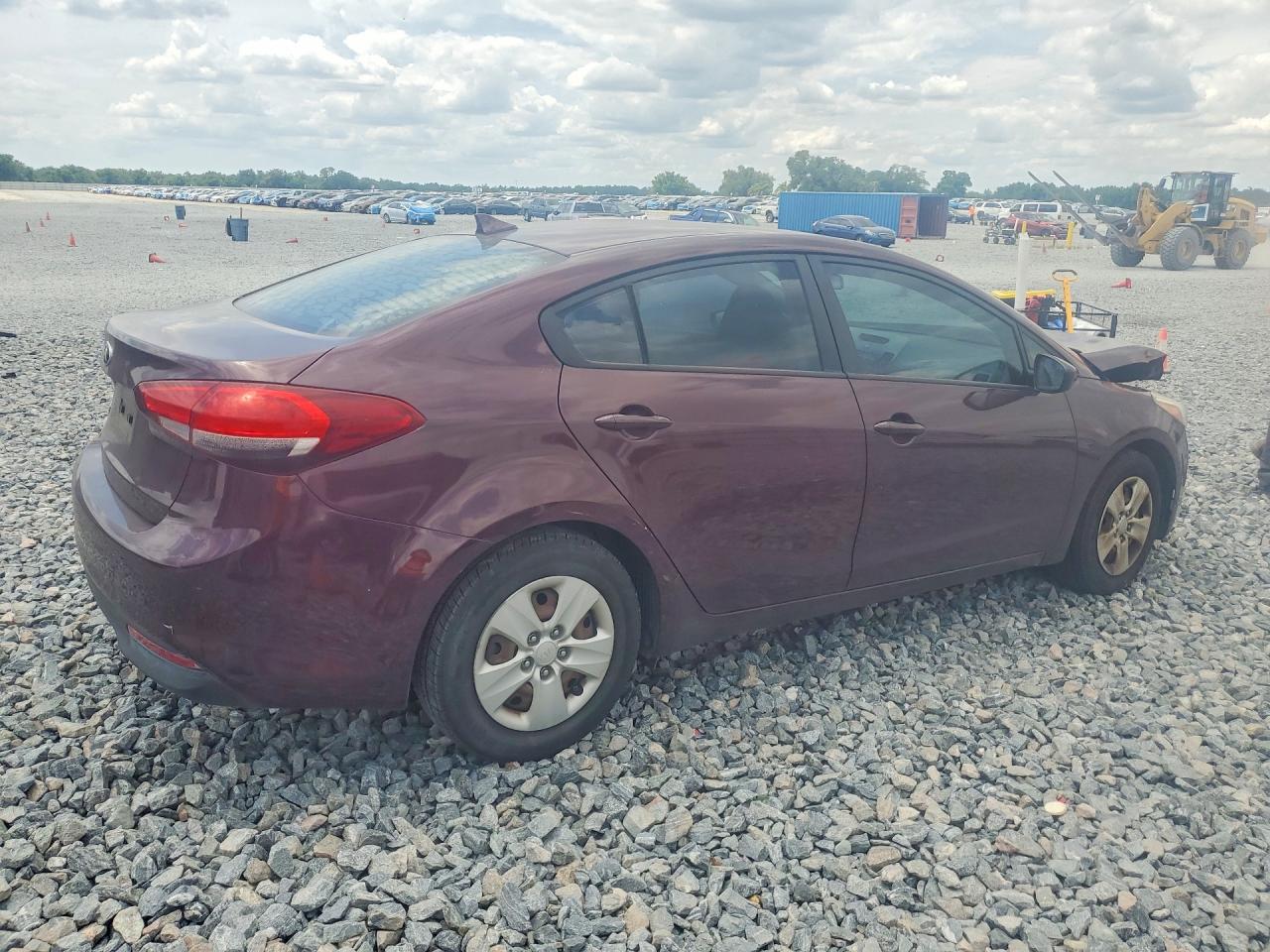 2017 KIA FORTE LX photo 5