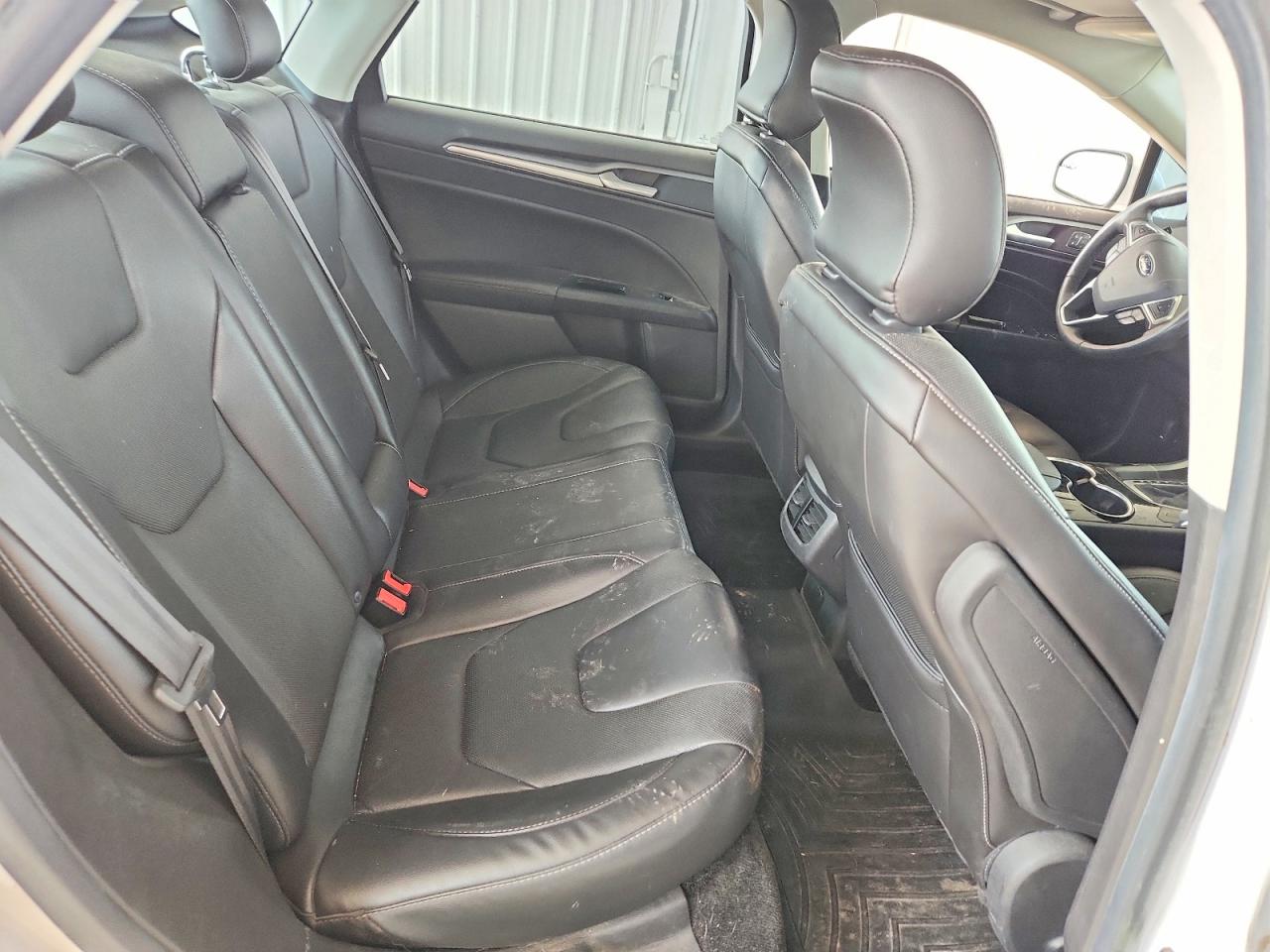 2015 FORD FUSION TITANIUM photo 28