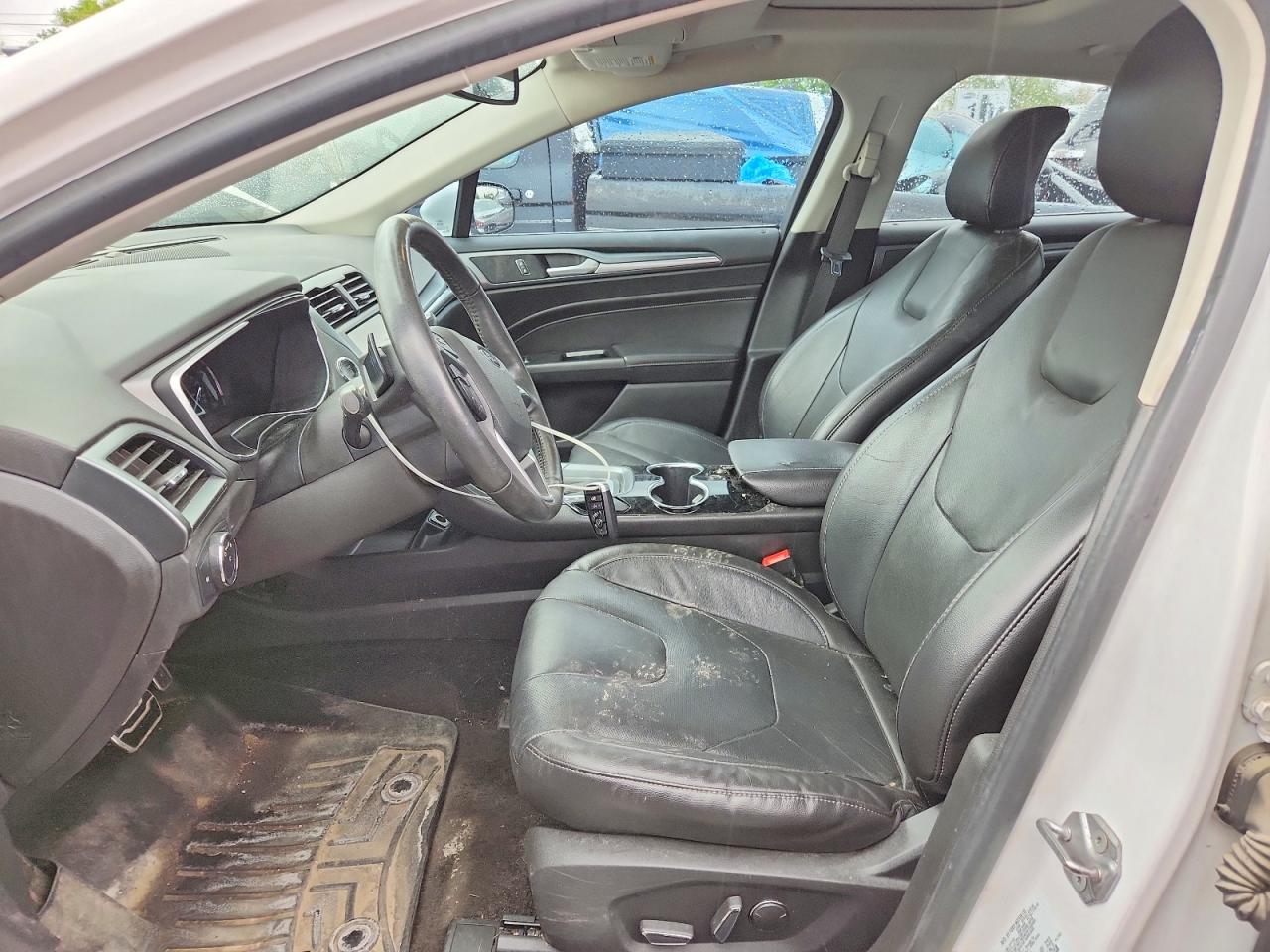 2015 FORD FUSION TITANIUM photo 19
