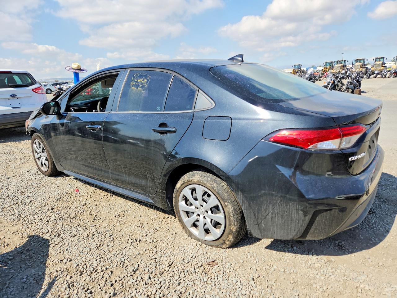 2020 TOYOTA COROLLA photo 3