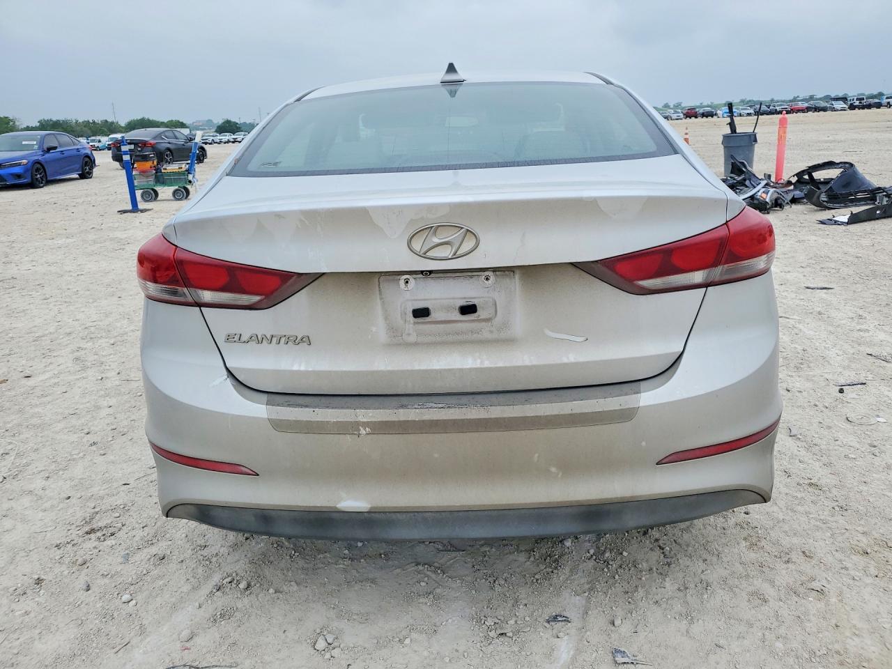 2017 HYUNDAI ELANTRA SE photo 16