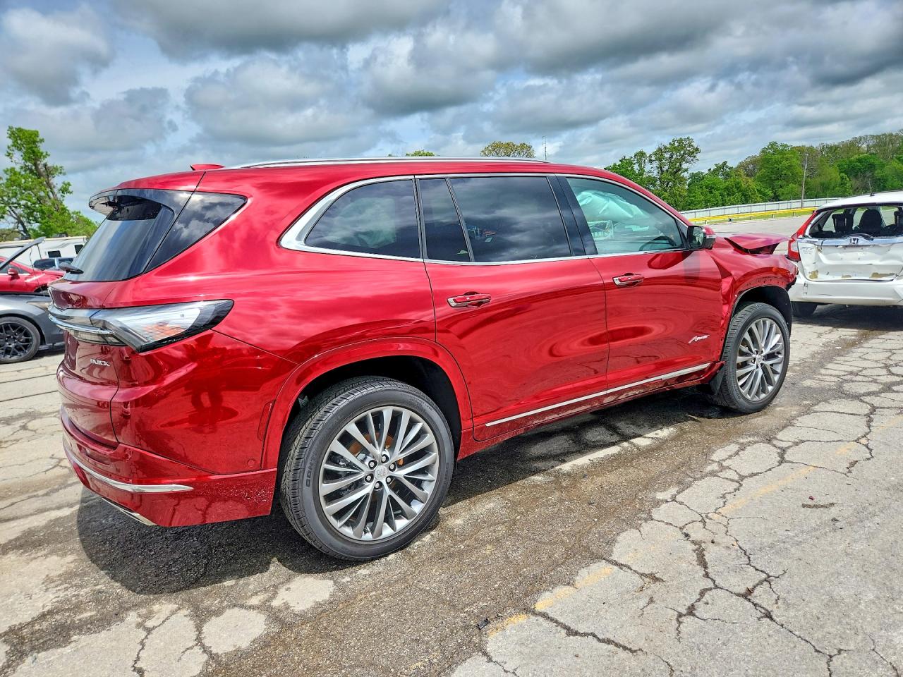 2025 BUICK ENCLAVE AVENIR photo 7