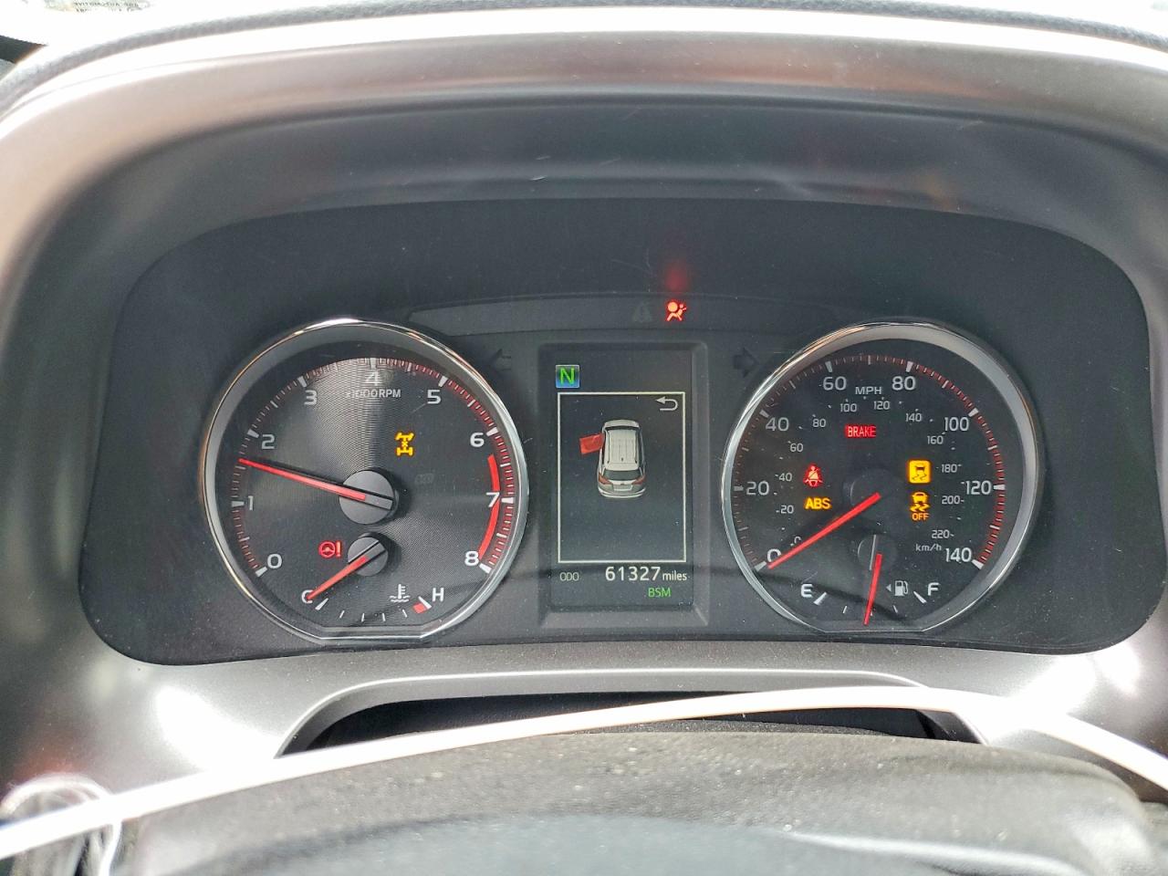 2016 TOYOTA RAV4 SE photo 25