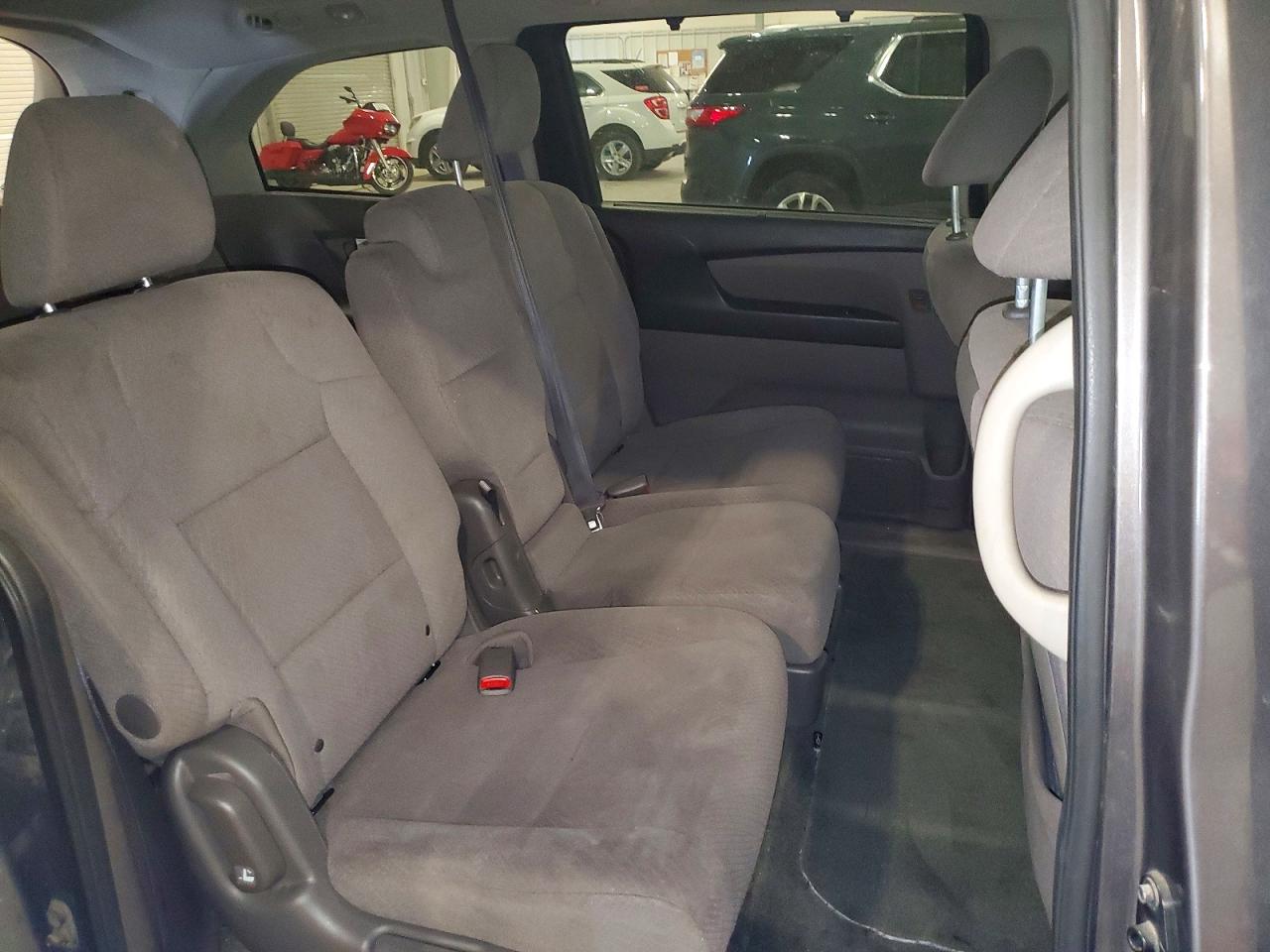 2016 HONDA ODYSSEY SE photo 21