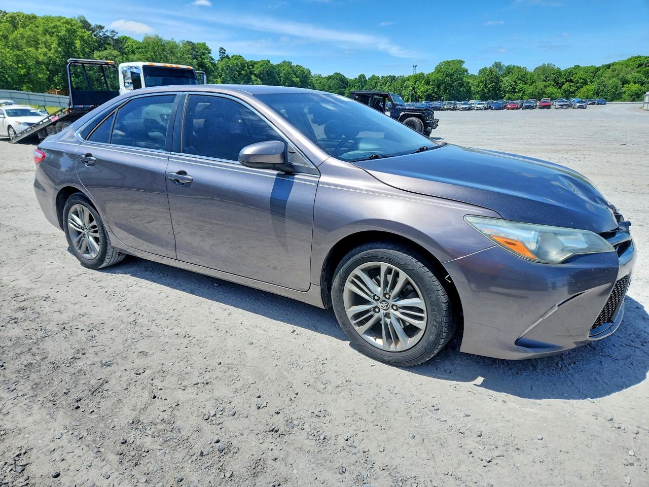 2017 TOYOTA CAMRY SE photo 10