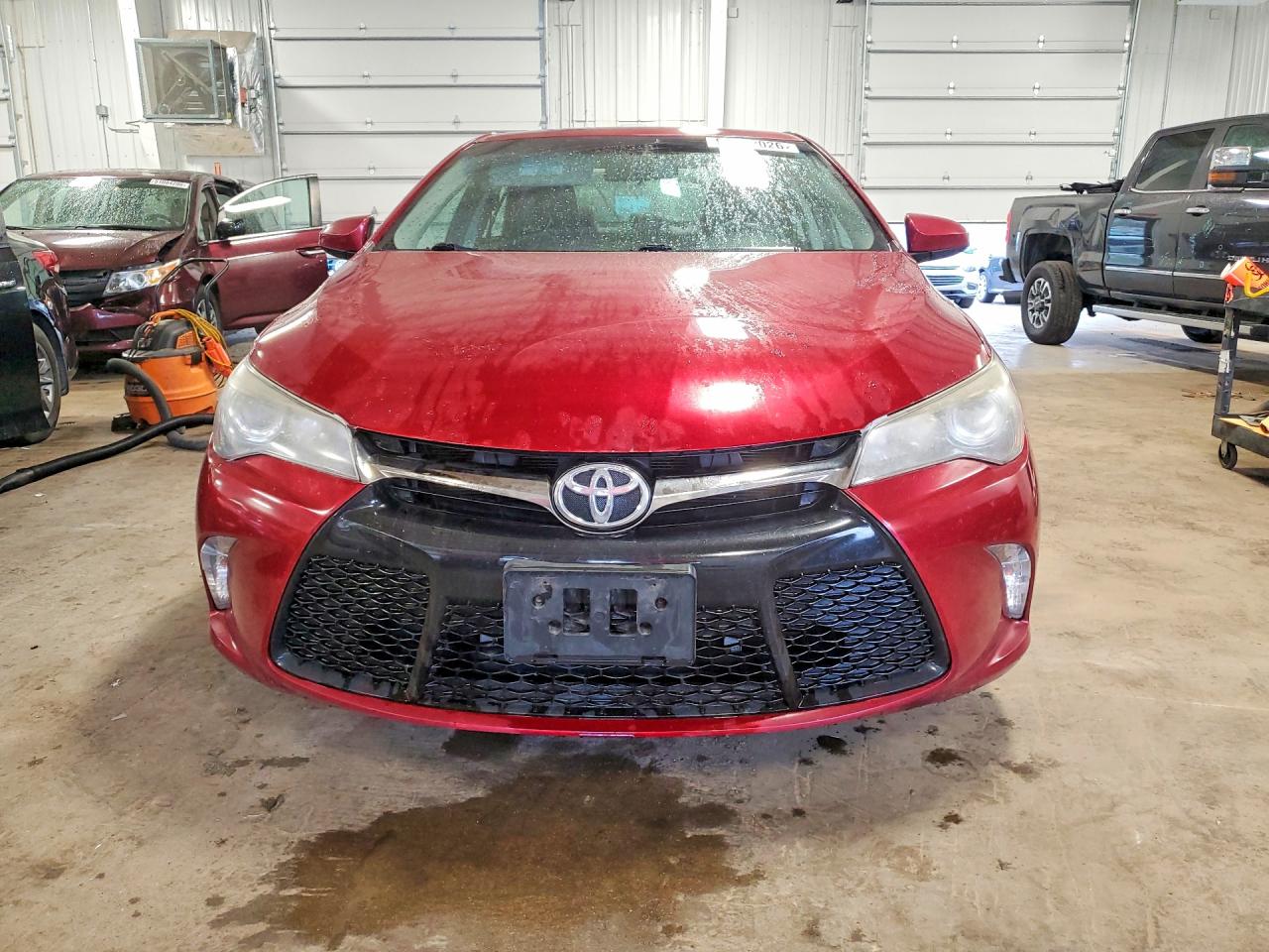 2017 TOYOTA CAMRY SE photo 9
