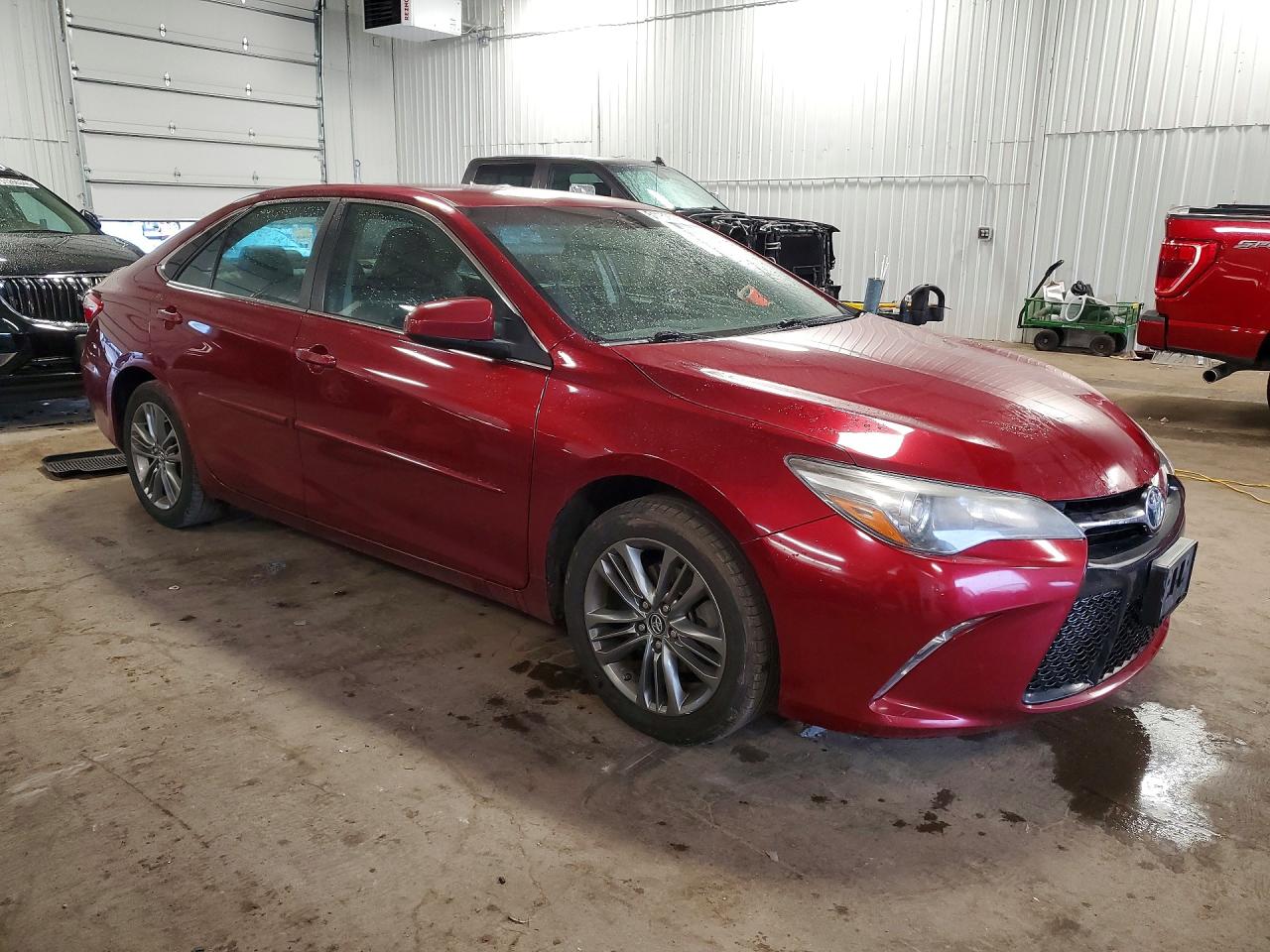 2017 TOYOTA CAMRY SE photo 7